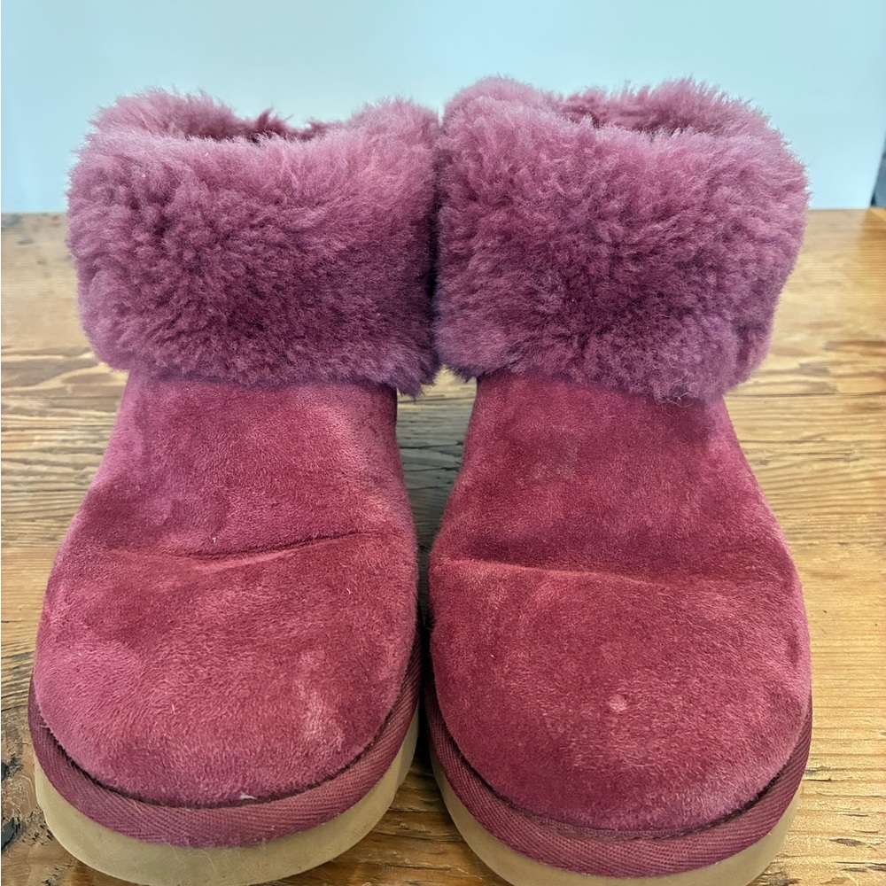 UGG Women's Pink Slippers